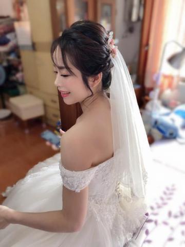 Jalian婕安巧妝/新秘/紋繡/美甲 - 高雄梓官 梅香迎娶造型 Jalian婕安巧妝/新秘/紋繡/美甲 - 高雄梓官 梅香迎娶造型