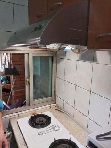 楊智水電匠 - 安裝櫻花牌抽油煙機 楊智水電匠 - 安裝櫻花牌抽油煙機