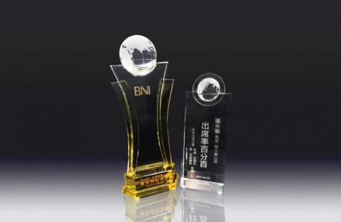 亞宙(設計印刷) - 獎盃