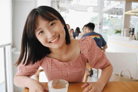 謝婷苡 - 提供英文家教的專家 謝婷苡 - 提供英文家教的專家