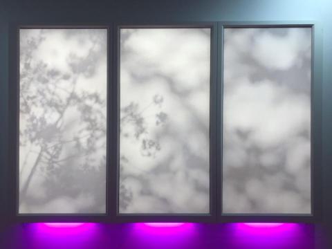 高偉翔 - 展覽燈箱