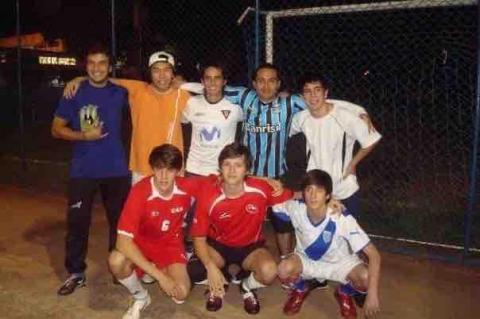 DPS多元化運動團隊 - 足球教練跟巴西足球隊一同訓練