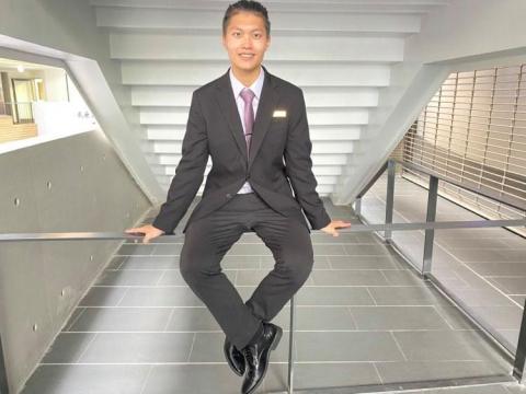 提供分析化學考古題解答服務的專家陳冠霖