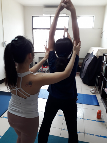 Alyssaღ 小喬 - 適時的幫助學員找到適合自己的練習方式。