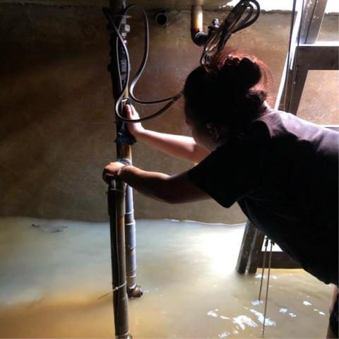 蔡儀純 - 洗水塔施工中