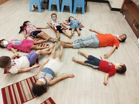 英語聽說 Doris Tsai蔡喬屏 - 英文字母遊戲