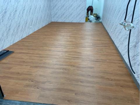 明堡冷氣裝修工程 -  地板壁紙工程