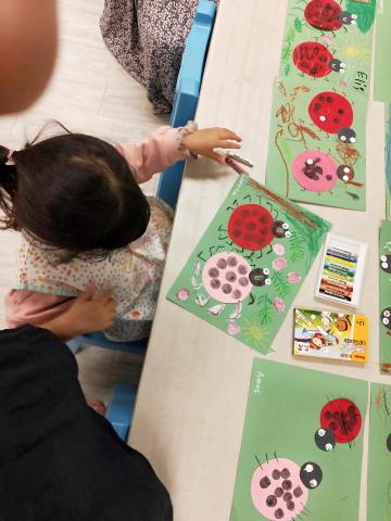 英語聽說 Doris Tsai蔡喬屏 - 全英文  幼兒美術活動 