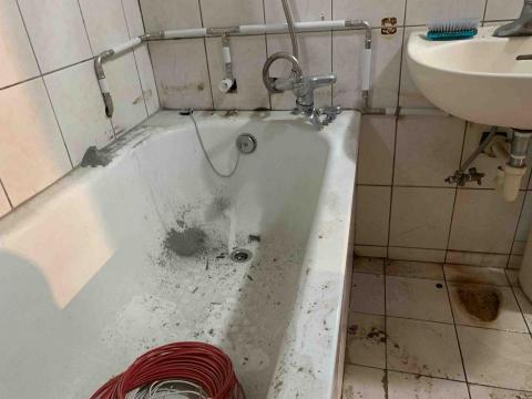 向森創意設計 - 熱水管重配（明）