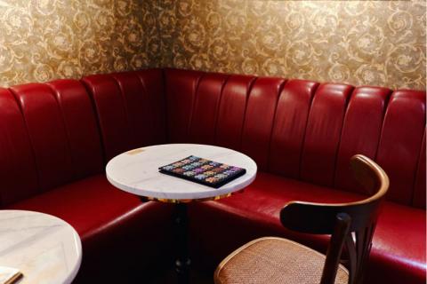 Yazmine 詹 - 空間拍攝