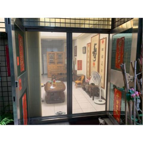 尚億紗窗玻璃行 - 對開折紗 尚億紗窗玻璃行 - 對開折紗
