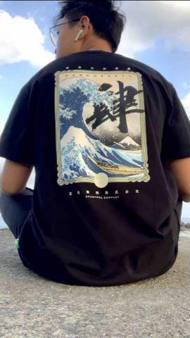 提供相館拍照服務的專家鄭東旭