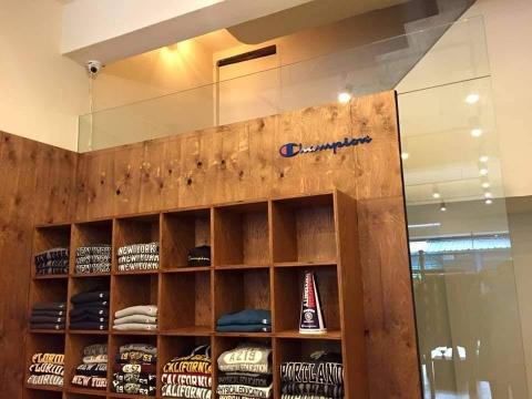 好巢設計 - 高雄潮牌服飾店