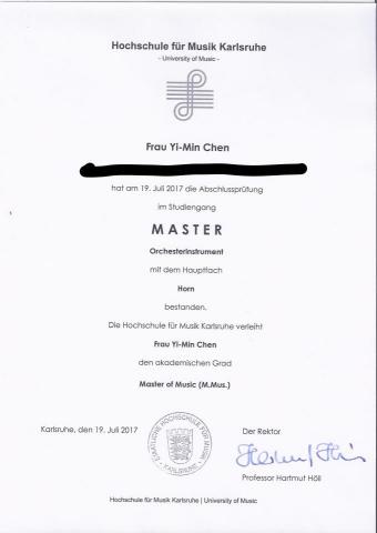 陳老師 - 碩士畢業證書