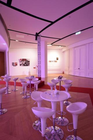 廈林國際廣告有限公司 - 