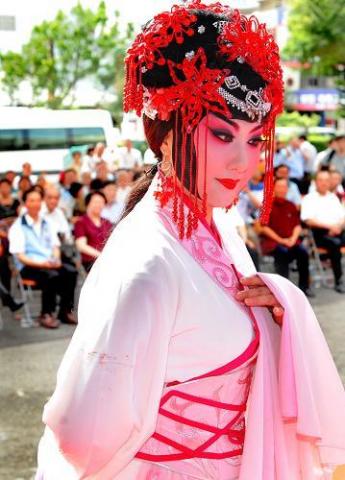 廈林國際廣告有限公司 - 