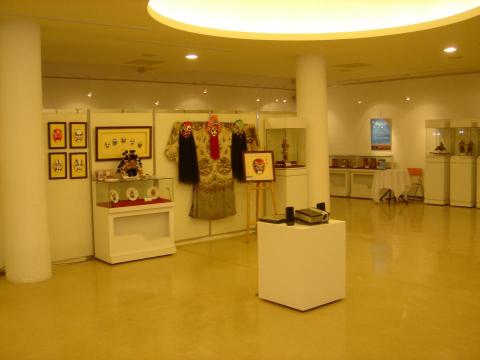 廈林國際廣告有限公司 - 