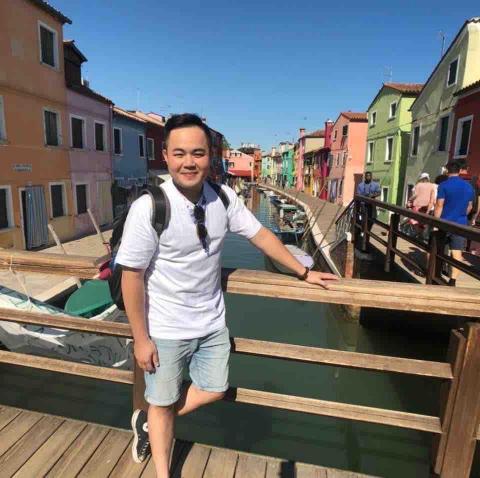 提供高中化學服務的專家吳東哲