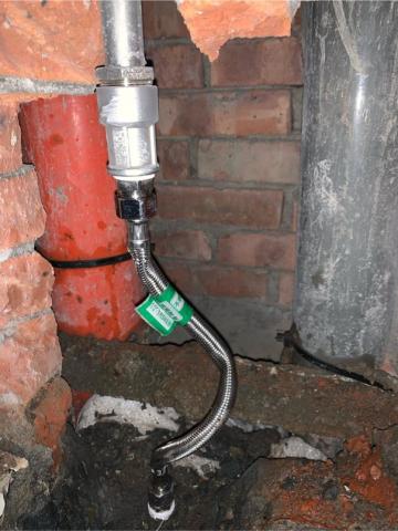 弘大企業社/施人弘 - 熱水管漏水更換