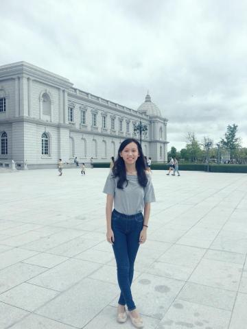 提供韓文服務的專家毛小姐