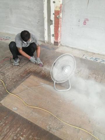 大台中居家修改小工程 - 地面管路切割 大台中居家修改小工程 - 地面管路切割