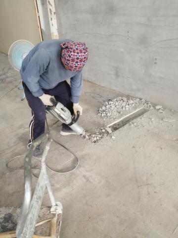 大台中居家修改小工程 - 地面管路打除 大台中居家修改小工程 - 地面管路打除