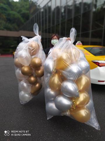 一台車凸歸呆丸 - 氣球配送