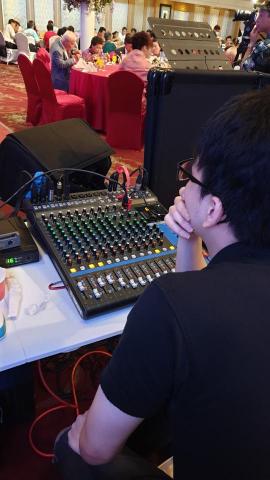 奕冠音響燈光工程 - 