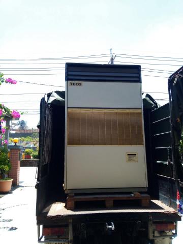 邱先生貨運(全台專車專送.回頭車) - 15噸冷氣載運