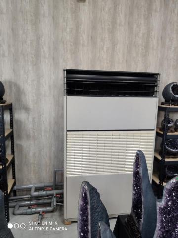 台灣一一空調工程行 - 台中北區某藝品公司7.5RT水冷箱型冷氣2組共用冷卻水塔施工