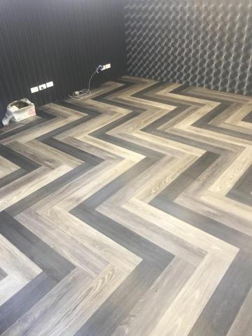 卓越地板 - 特殊施作 交給卓越