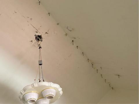 士均工程行 - 天花板治漏 高壓灌注工程