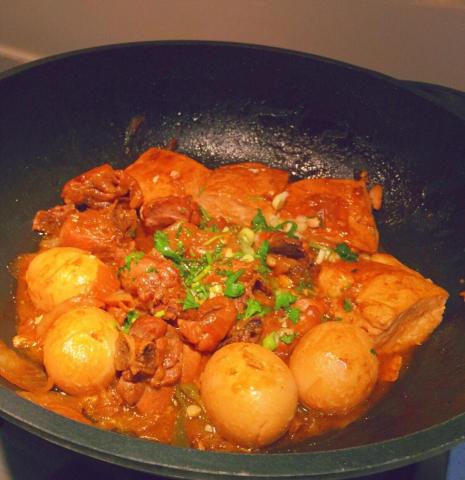 ChelseaFang - 紅燒豆腐煲