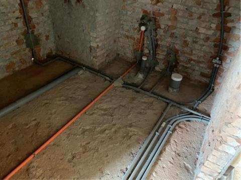 士均工程行 - 浴室翻新 配管