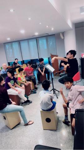 陳群升 - 教會的音樂班 吉他&木箱鼓 陳群升 - 教會的音樂班 吉他&木箱鼓