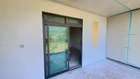 八爪魚油漆(阿錠) - 仿岩漆