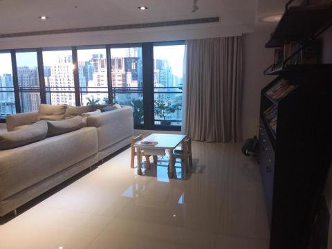 愛屋及烏居家個人預約工作室 -  愛屋及烏居家個人預約工作室 -