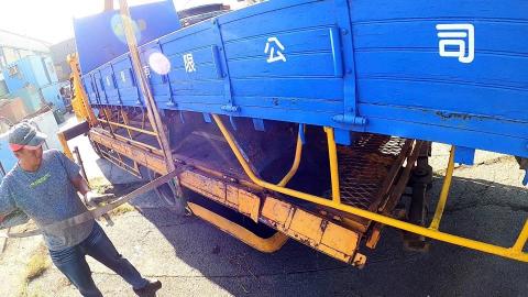 拾捌 屏東拖吊車/屏東道路救援/高雄拖吊車/高雄道路救援 - 物品載運作業