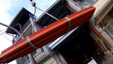 拾捌 屏東拖吊車/屏東道路救援/高雄拖吊車/高雄道路救援 - 物品吊掛作業