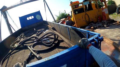 拾捌 屏東拖吊車/屏東道路救援/高雄拖吊車/高雄道路救援 - 物品吊掛作業