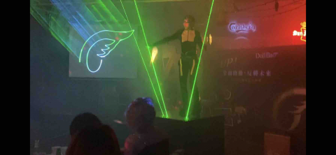 好點子藝術娛樂整合行銷有限公司 - 2020台北
企業聖誕派對-立體激光雷射秀+Logo