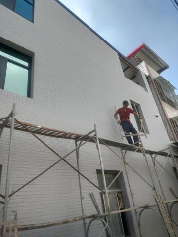 騰達工程 - 外牆貼飾二丁掛工程，施工完成鷹架拆除