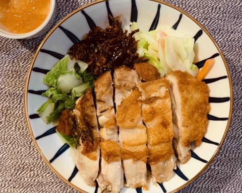 桓軒企業社 - 香煎迷迭香雞腿肉飯