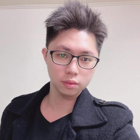 朱芑樺(Joe's Magic) - 提供魔術表演的專家 朱芑樺(Joe's Magic) - 提供魔術表演的專家