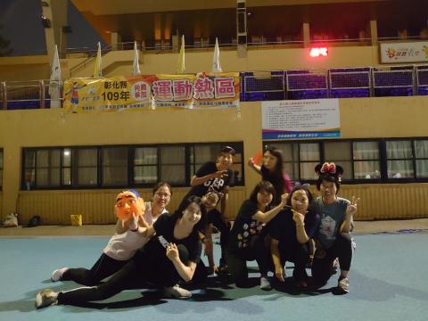 李怡動 - 不分齡好動韻律舞學員