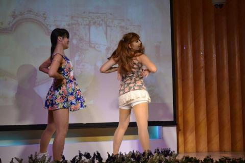 李怡動 - 婚禮表演舞者