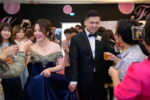 里歐個人工作室 - 【婚禮紀錄】將新人動人的瞬間捕抓下來。