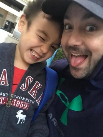 提供翻译i服務的專家Mark