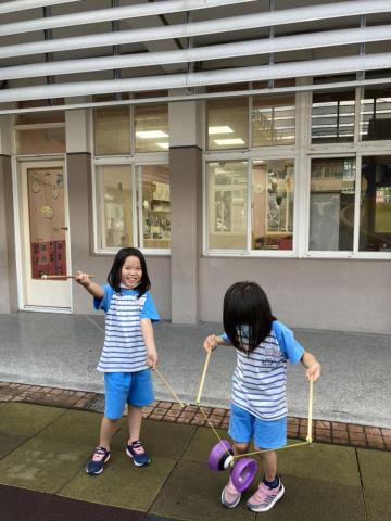 陳韻如-花式扯鈴 - 雙人互拋