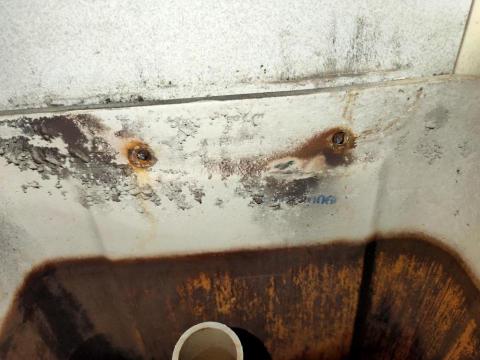 王紹仁 - 馬桶水箱拆裝